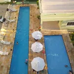 Costa Atlantica Flat bem próximo a praia do futuro e Bera mar tudo lindo