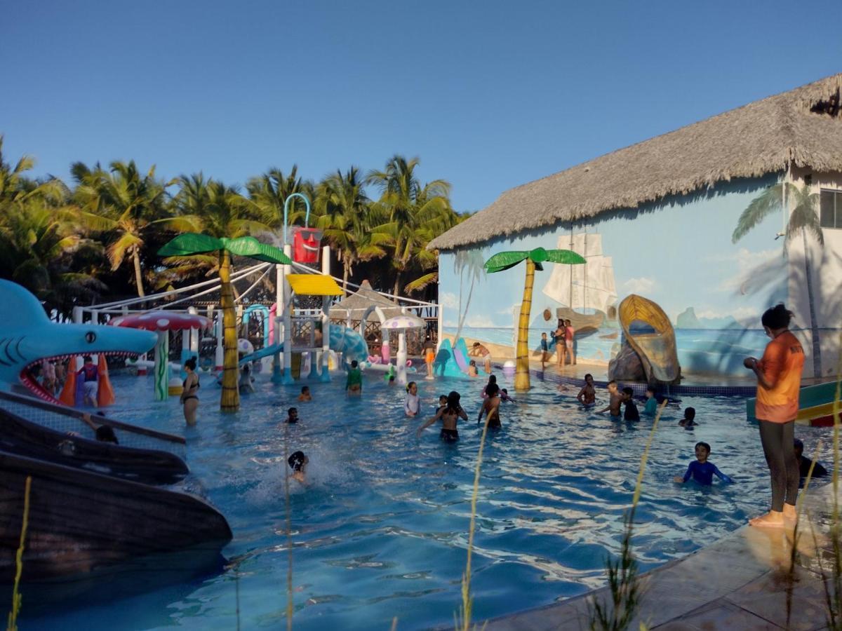 Costa Atlantica Flat Due Quartos Com Piscina Apartamento